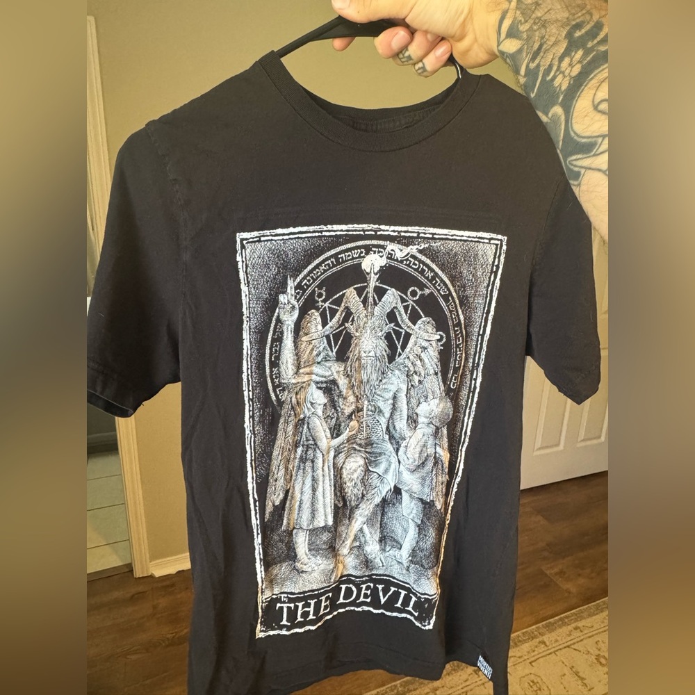 ‘The Devil’ Tarot Card t-shirt